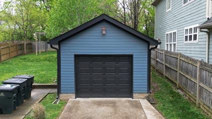 Detached Garage